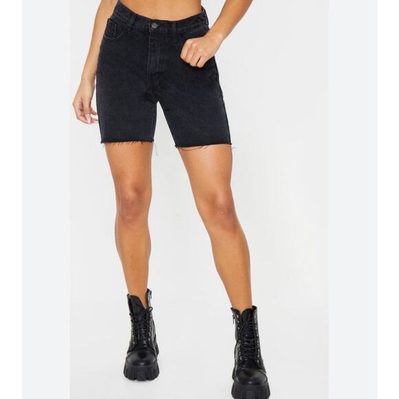 NWT Pretty Little Thing Washed Black Longline Fitted Denim Shorts Sz 8 US/12 UK - Picture 3 of 11